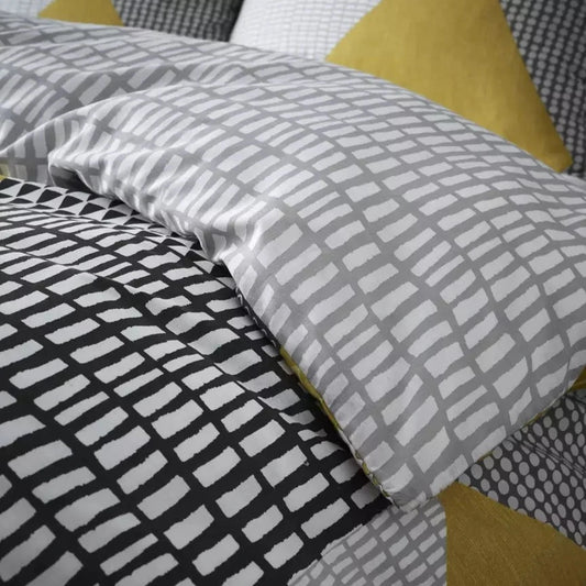 Larson Geo Yellow Double Duvet Set