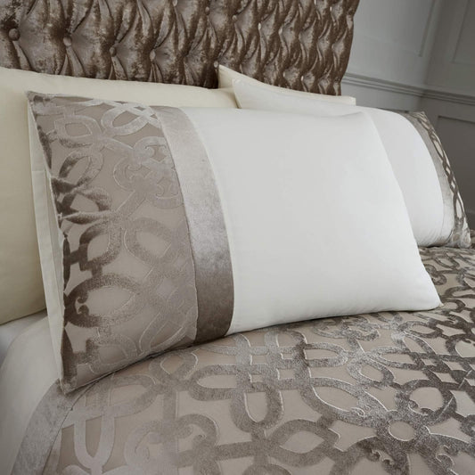 Lattice Cut Velvet Natural Duvet Set