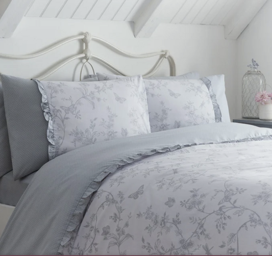 Kristan Grey Duvet Set