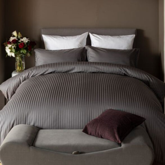 NEW Hotel Suite 540 Count Satin Stripe Duvet Set - Charcoal
