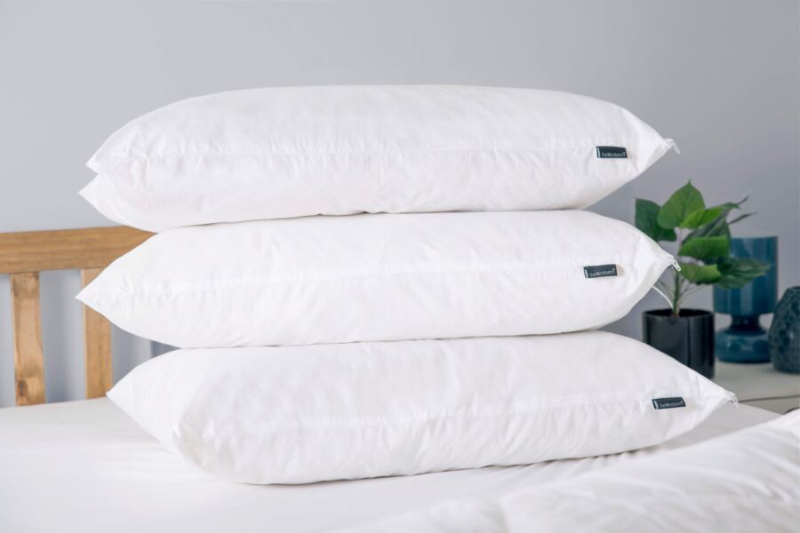 Find your own level of comfort with our wool pillow. We have generously filled the pillow with loose removeable wool. Simply unzip the pillow and remove some of the wool should you want a softer pillow.