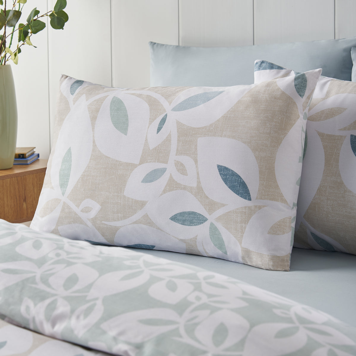 Inga Leaf Natural Duvet Set