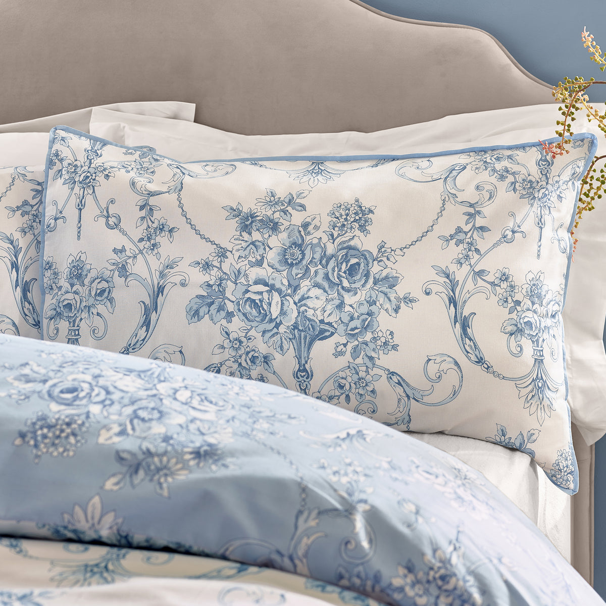 Antoinette Blue Duvet Set