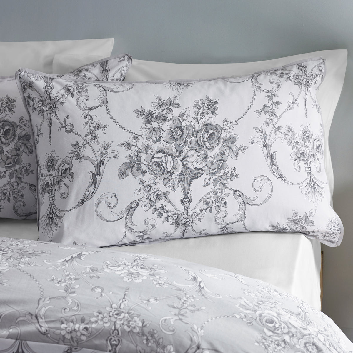 Antoinette Grey Duvet Set
