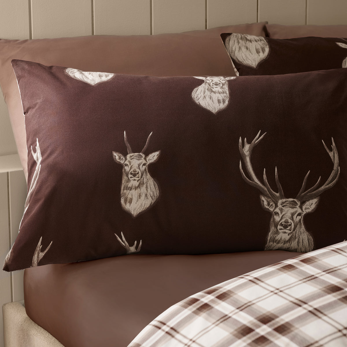 Stag Chocolate Duvet Set