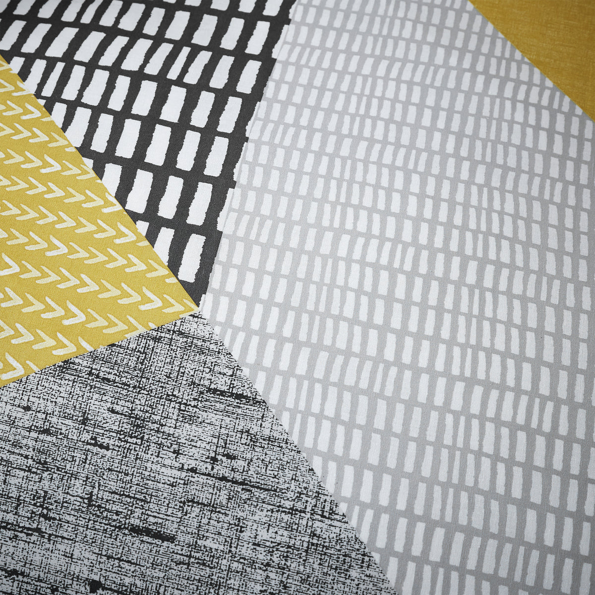 Larsson Geo Ochre Duvet Set