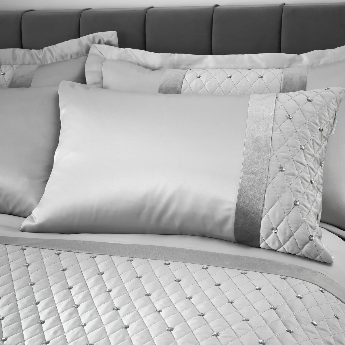 Sequin Cluster Silver Grey Duvet Set