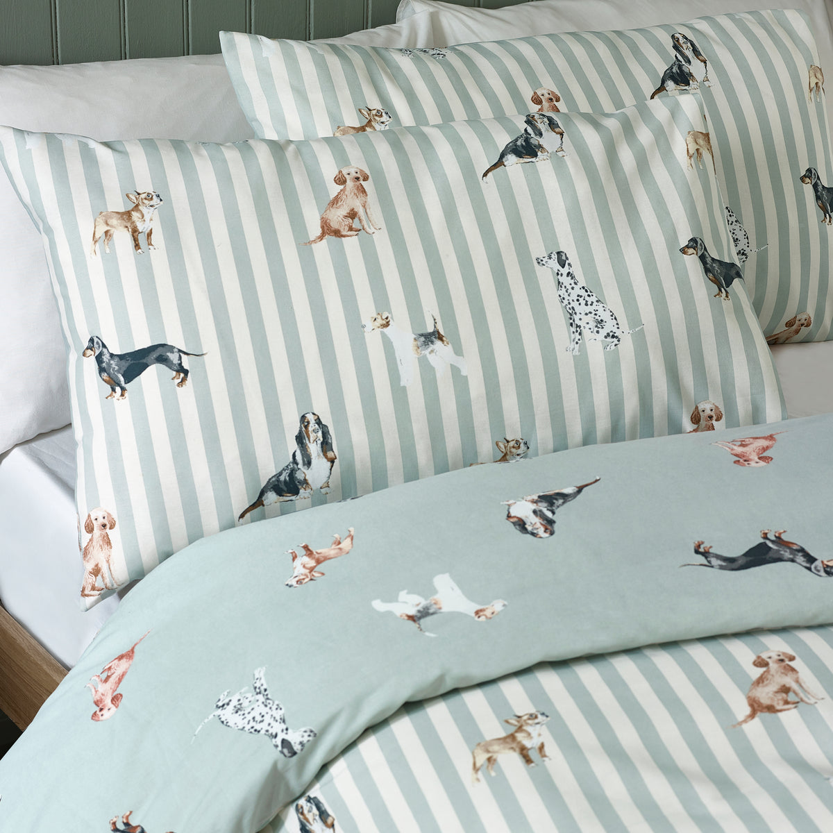 Dog Stripe Green Duvet Set