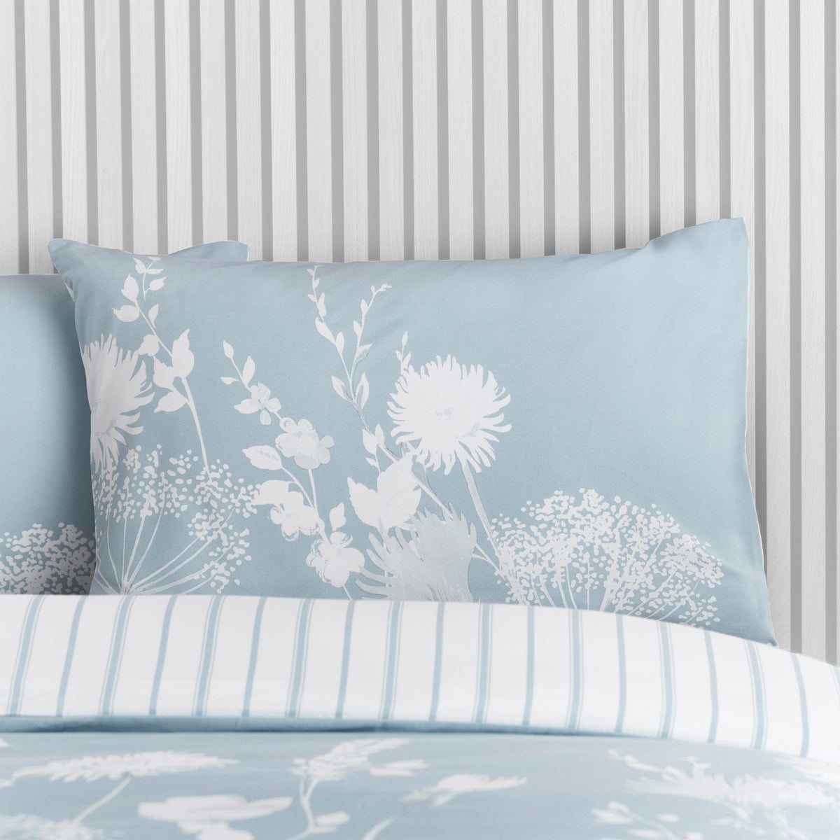 Meadowsweet Floral Blue Duvet Set