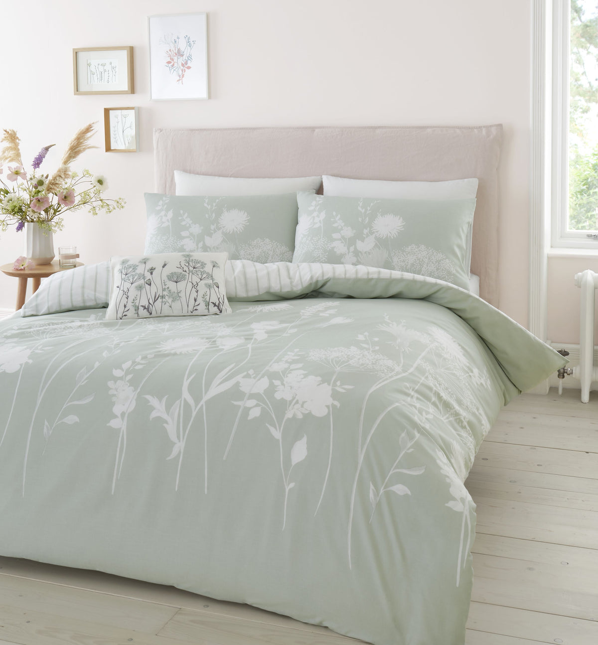 Meadowsweet Floral Green Duvet Set