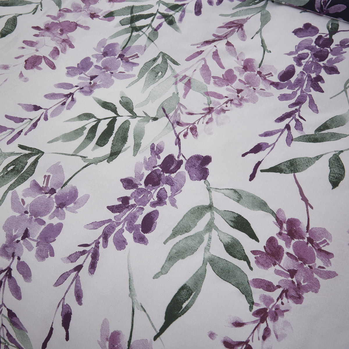 Wisteria White & Navy Duvet Set