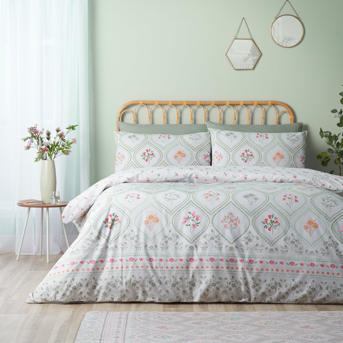 Cameo Floral Soft Green Duvet Set