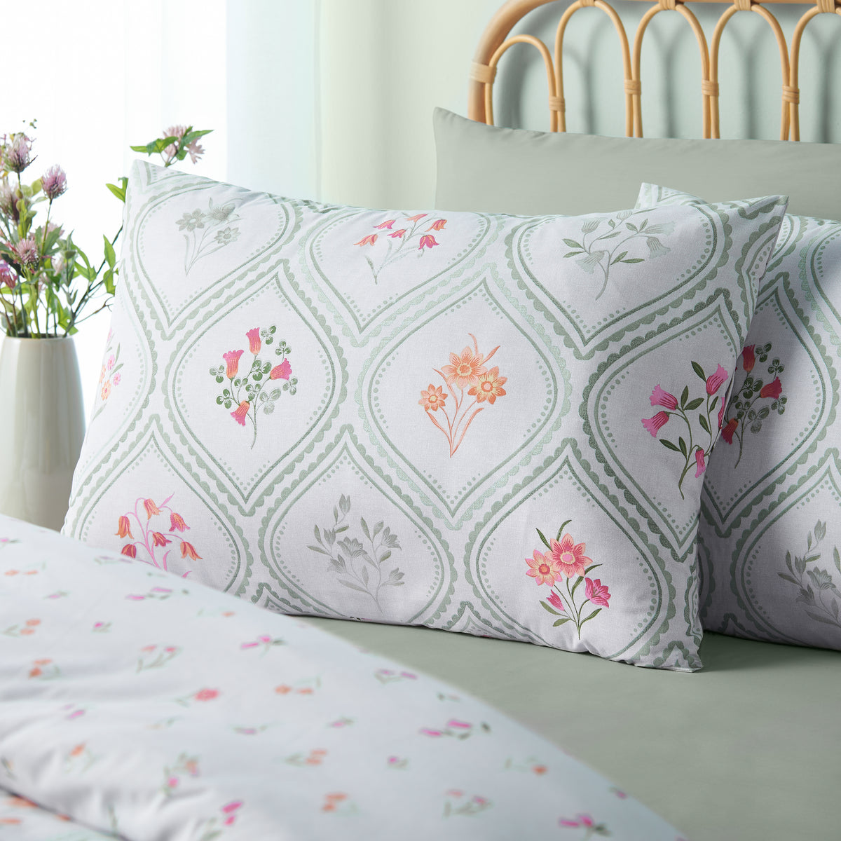 Cameo Floral Soft Green Duvet Set