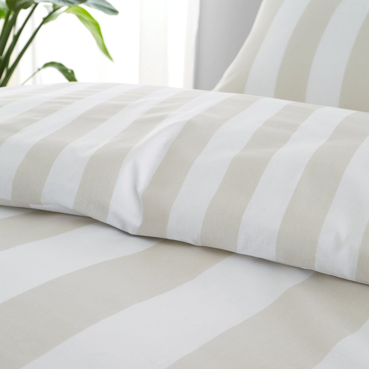 Cove Stripe Natural Duvet Set