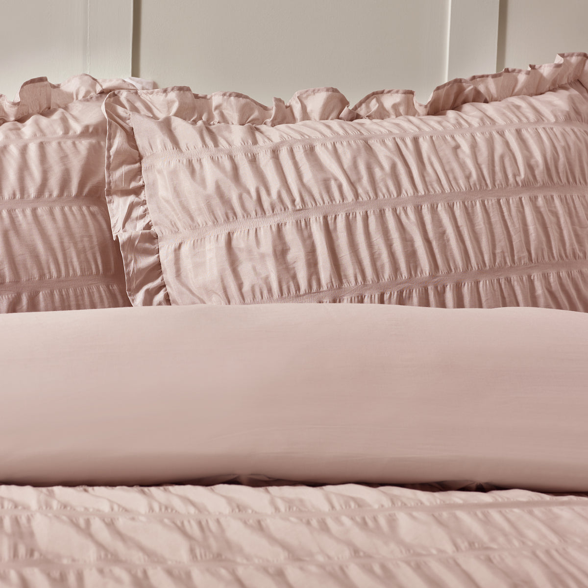 Seersucker Frill Pink Duvet Set
