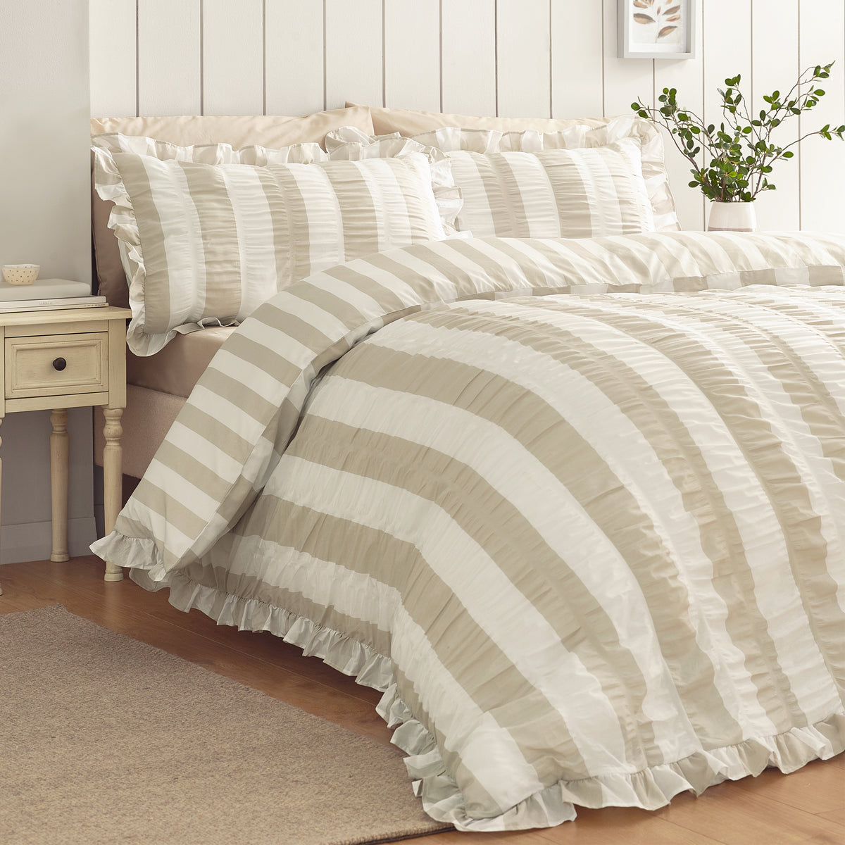 Seersucker Frill Stripe Natural Duvet Set