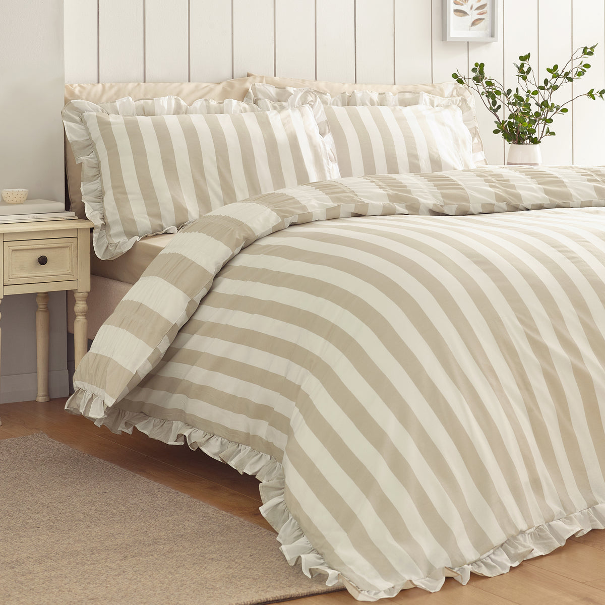 Seersucker Frill Stripe Natural Duvet Set