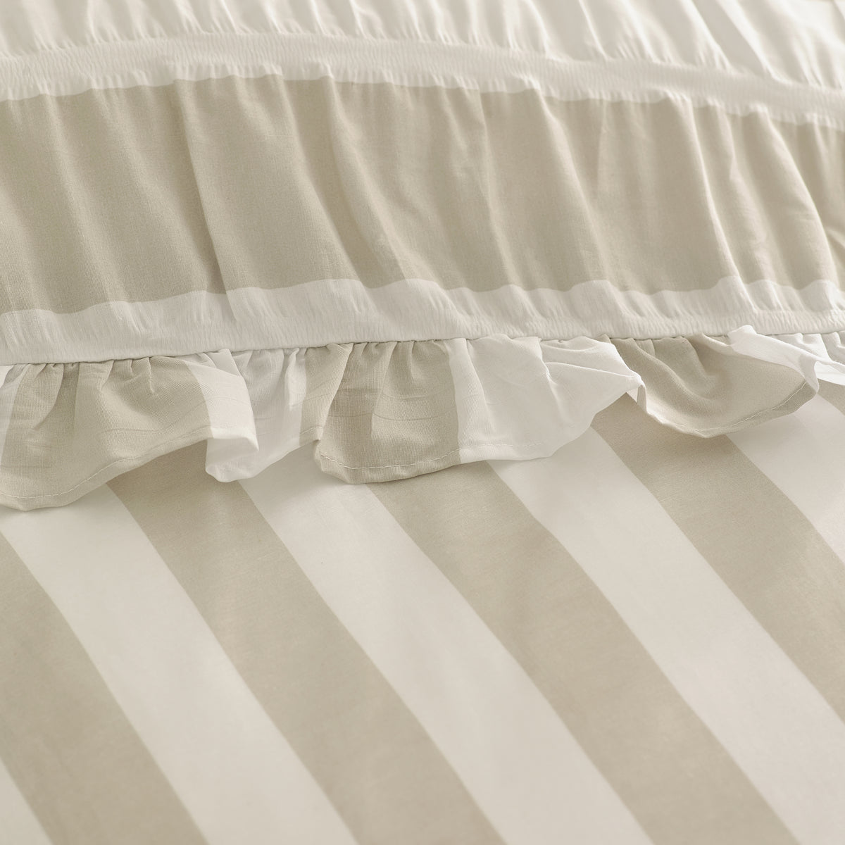 Seersucker Frill Stripe Natural Duvet Set