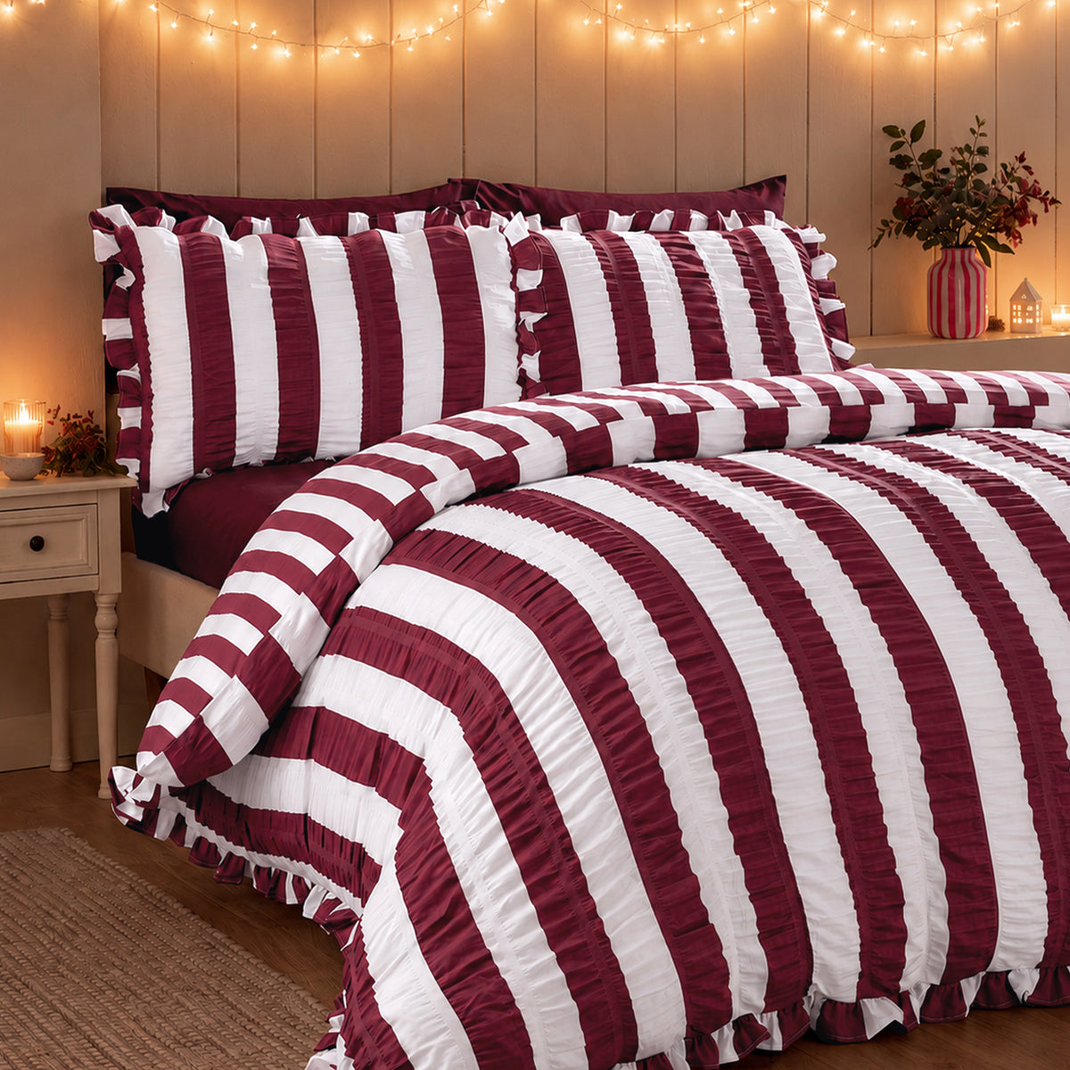 Seersucker Frill Stripe Plum Duvet Set