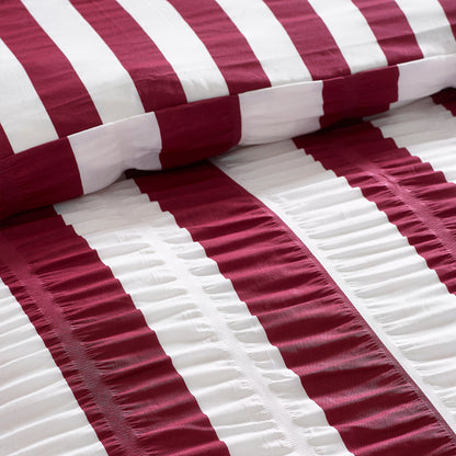 Seersucker Frill Stripe Plum Duvet Set