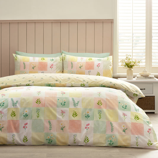 Daisy Patchwork Yellow Duvet Set