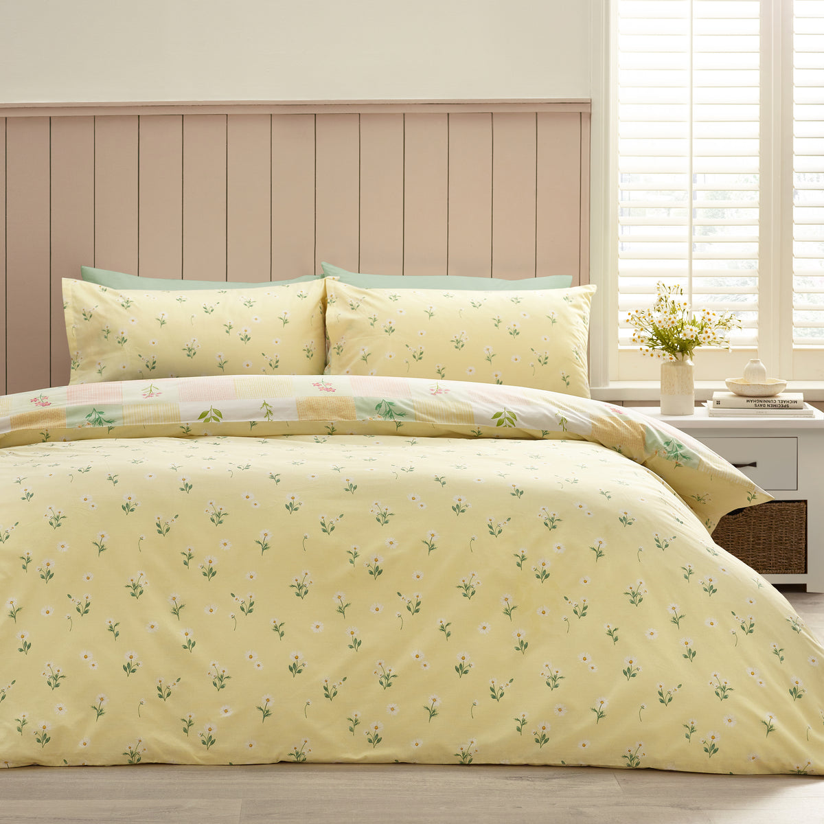 Daisy Patchwork Yellow Duvet Set