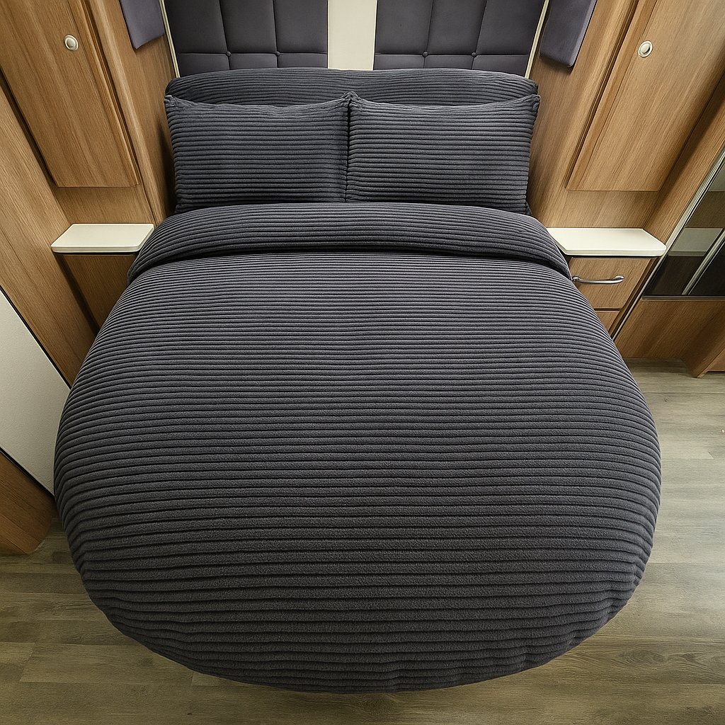 Ribbed Faux Fur Shaped Duvet Set – Charcoal