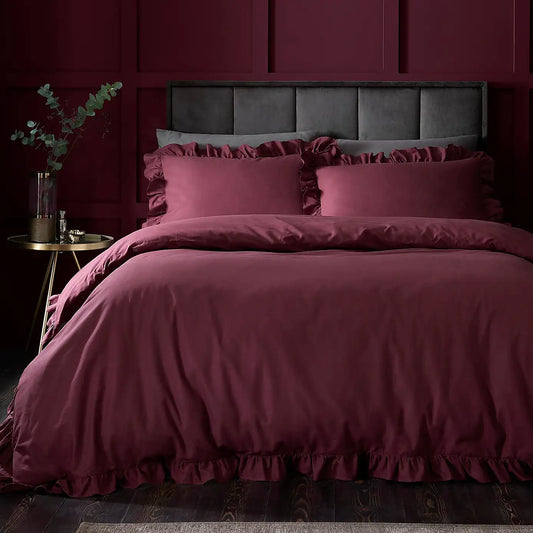 Cassia Frill Shaped Duvet Set – Berry