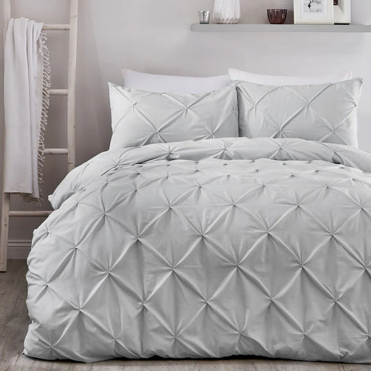 Diamond Pintuck Lara Duvet Set Silver