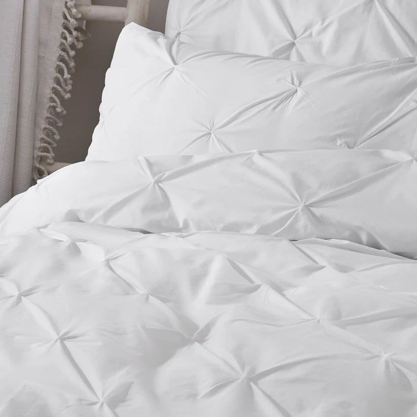 Diamond Pintuck Lara Duvet Set White