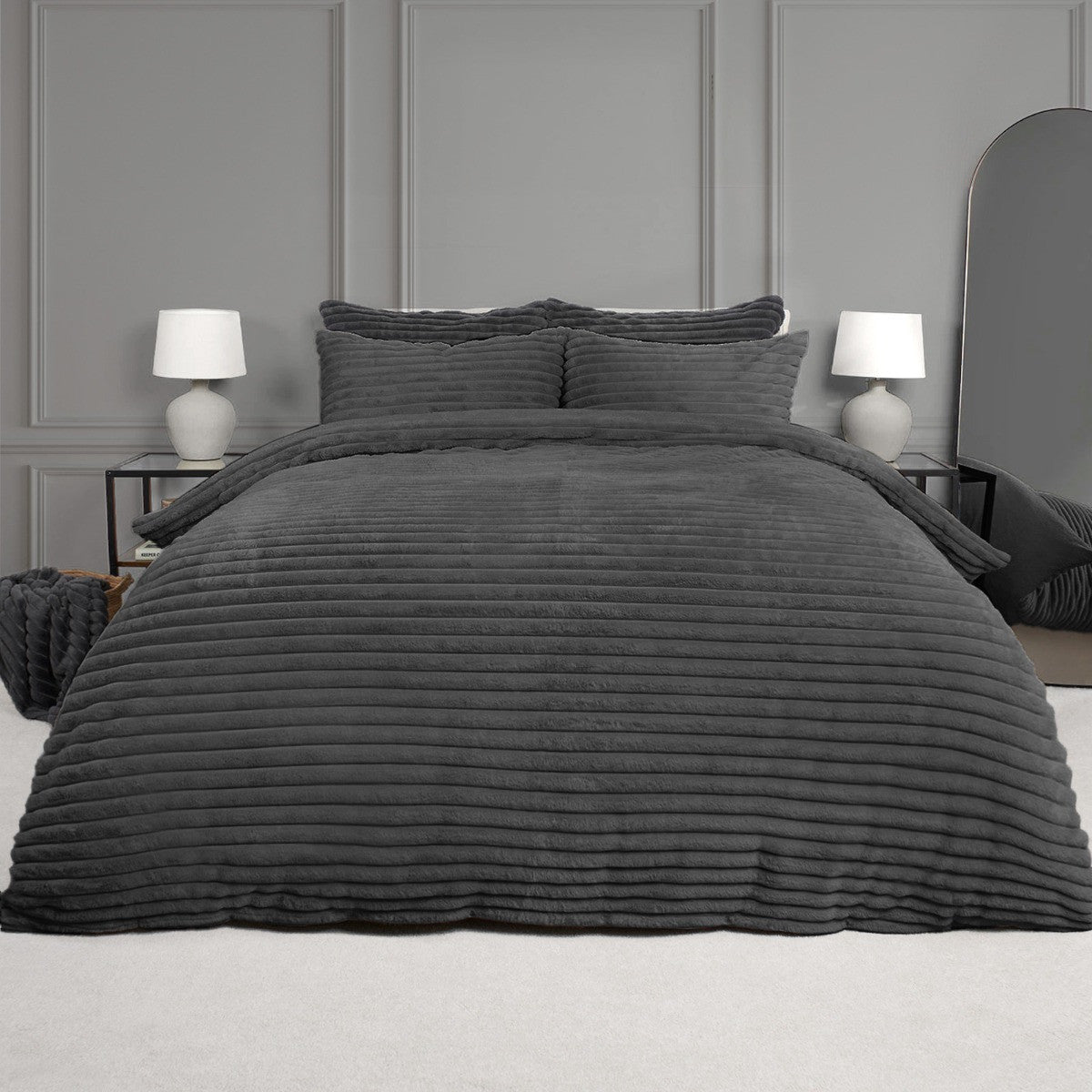 Ribbed Faux Fur Shaped Duvet Set – Charcoal