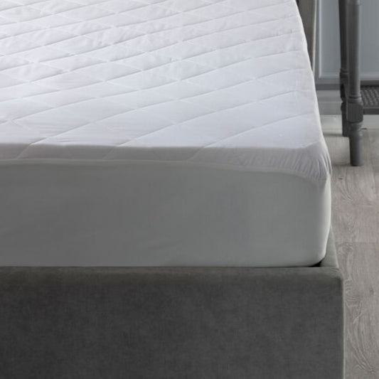 Hotel Suite Cotton Filled Qulited Mattress Protector Single